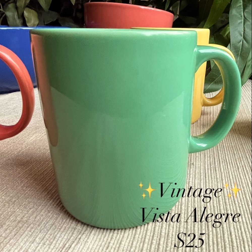 ✨Vintage✨
Vista Alegre